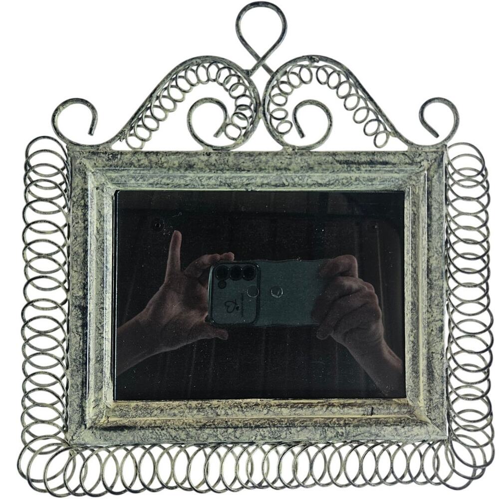 Metal Green Pier1 Photo Frame Picture Stand or Hang 5x7 Vintage Style Ornate C41